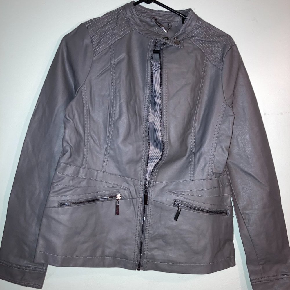 JOU JOU Women Faux Leather Front Zip Jacket -   Color Grey- Size Small, NIB
